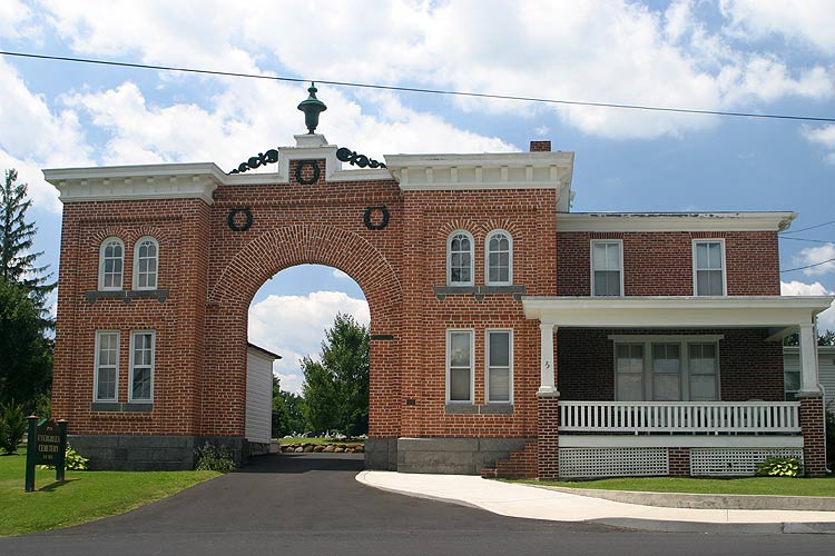 The Evergreen Cemetery Gatehouse  � Mike Lynaugh